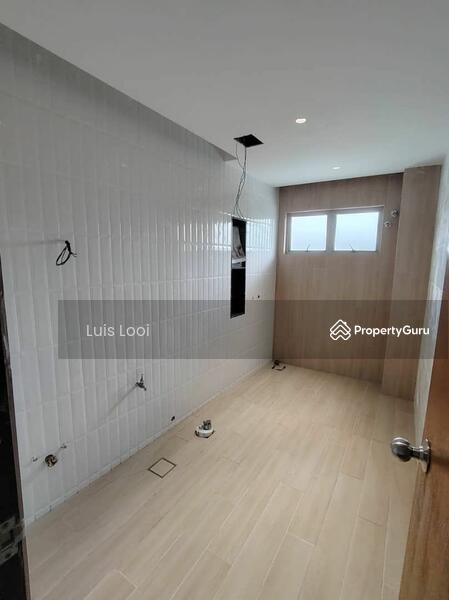 For Sale - Bungalow at Taman Taynton View
