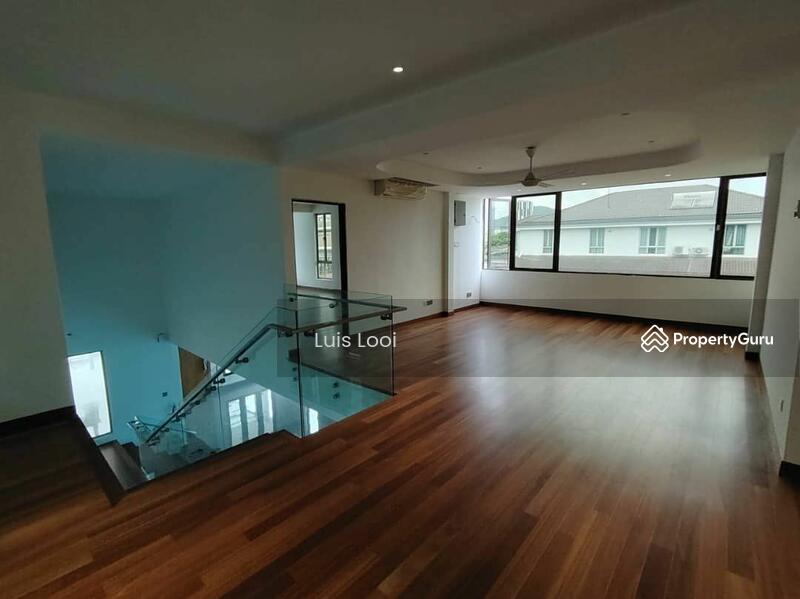 For Sale - Bungalow at Taman Taynton View