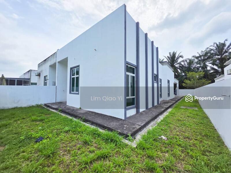 For Sale - Single Storey Semi D Jalan Peserai Indah Taman Peserai Indah Batu Pahat Johor