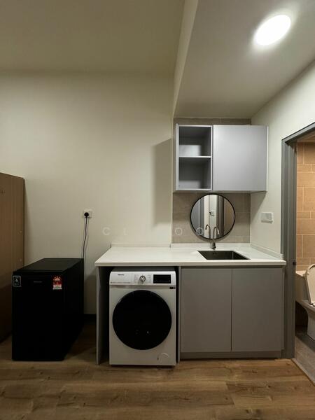 For Rent - 8th & Stellar