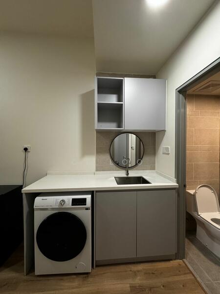 For Rent - 8th & Stellar