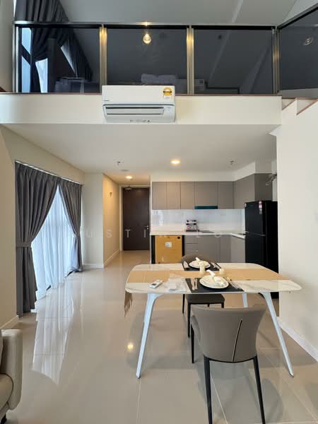 Service Residence for Rent at 8th & Stellar - Austin Loo - Kitchen - PropertyGuru.com.my