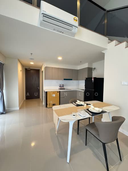 Service Residence for Rent at 8th & Stellar - Austin Loo - Kitchen - PropertyGuru.com.my