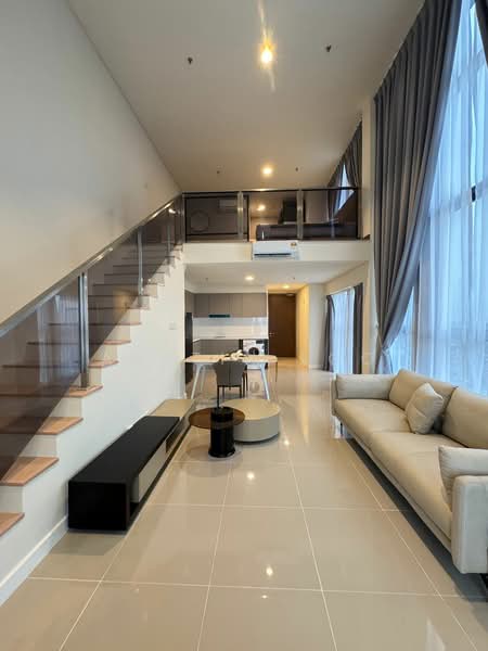Servis Apartment untuk Disewa di 8th & Stellar - Austin Loo - Living Room - PropertyGuru.com.my