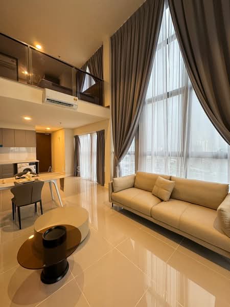 Servis Apartment untuk Disewa di 8th & Stellar - Austin Loo - Living Room - PropertyGuru.com.my