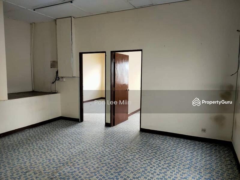 For Rent - Shop at Taman Paik Siong