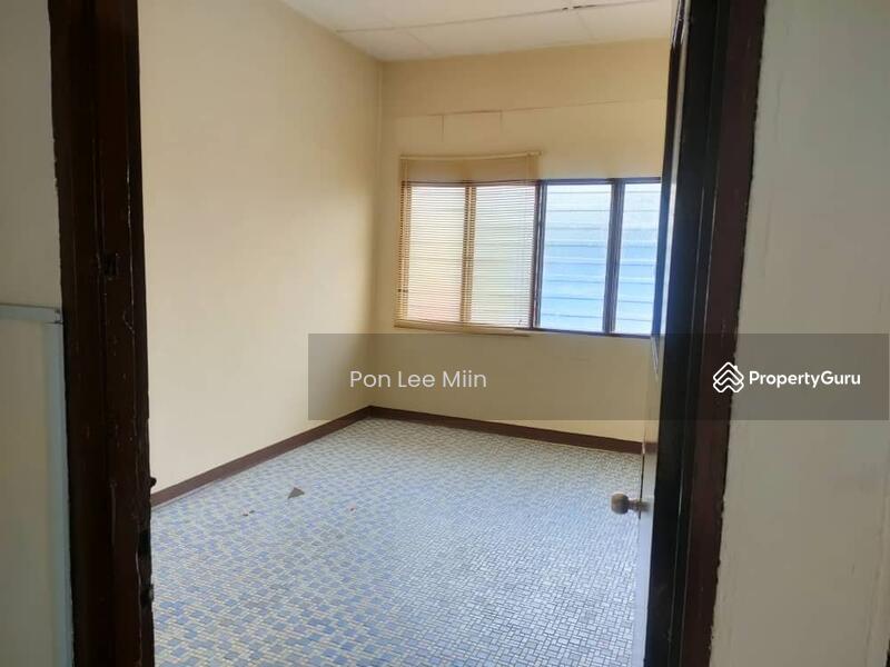 For Rent - Shop at Taman Paik Siong