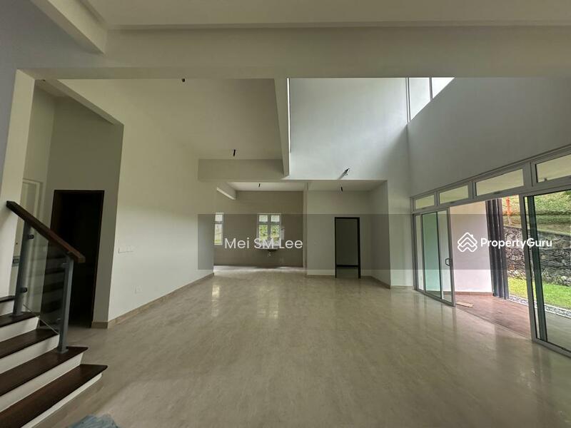 Tijani Ukay, Ampang Living Room