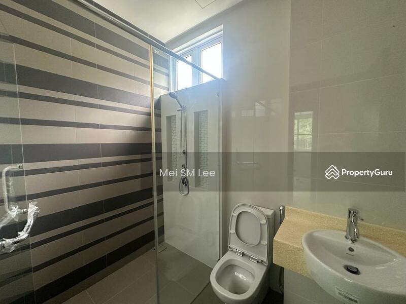 Tijani Ukay, Ampang Bathroom