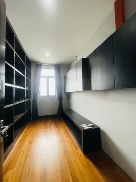 Rumah Banglo untuk Dijual di Taman U Thant (Ampang) - Michelle Tan - Study - PropertyGuru.com.my