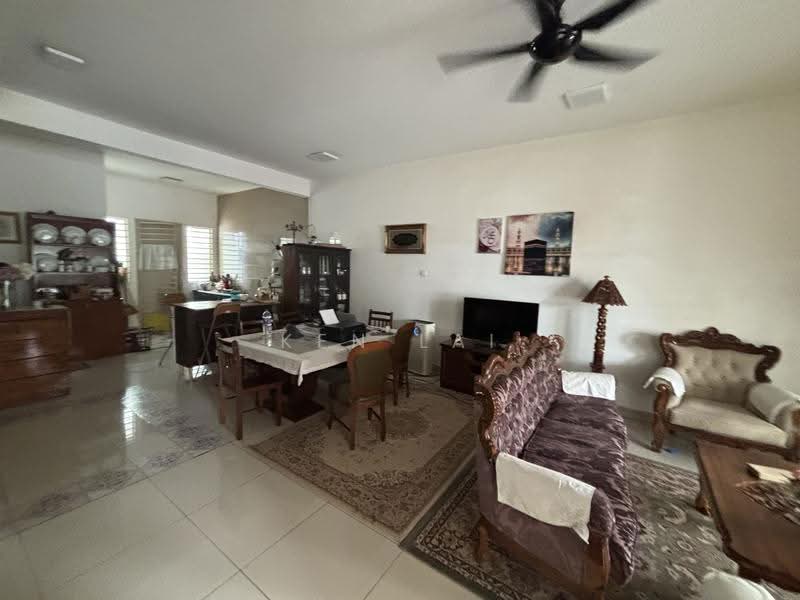 Rumah Teres 2-Tingkat untuk Dijual di Elmina (Shah Alam) - Ken Lai - Living Room - PropertyGuru.com.my