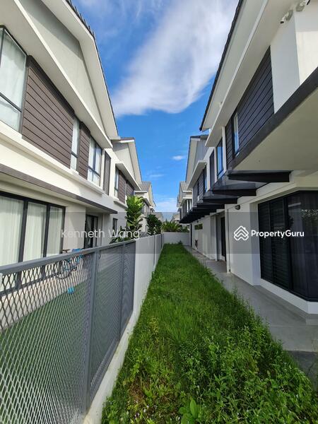 For Sale - Elmina, Reesia