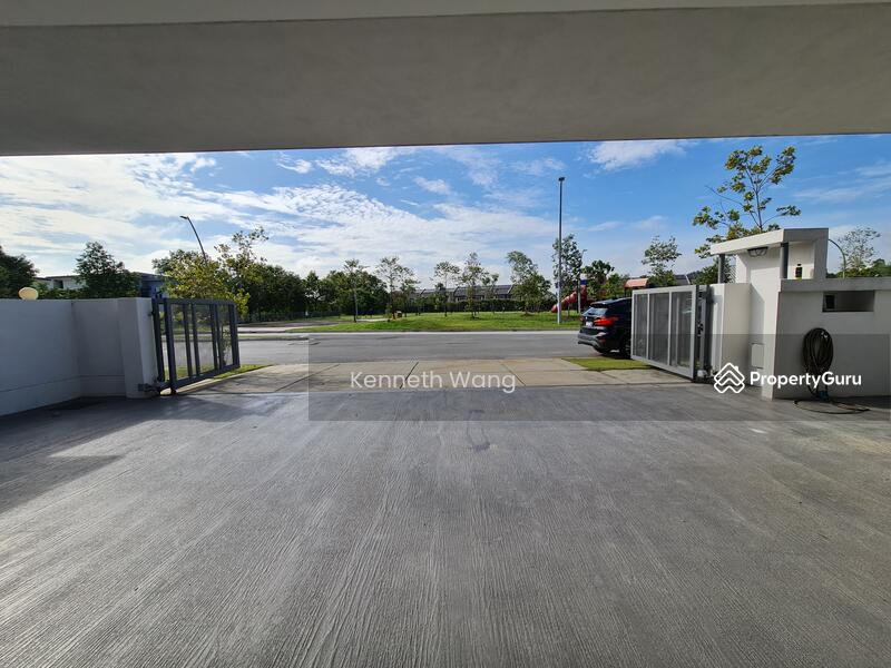 For Sale - Elmina, Reesia