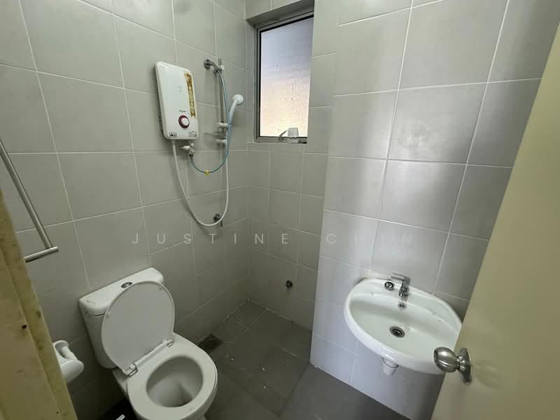 Condominium for Sale at Kampar Lake Campus - Justine Chin - PropertyGuru.com.my