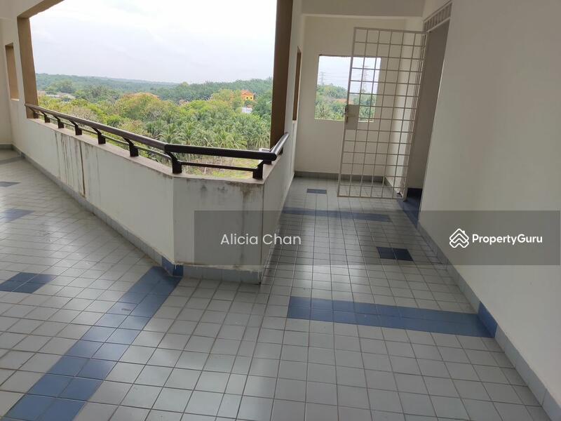 Untuk Dijual - Straits View Villas Port Dickson