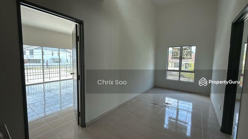 Untuk Dijual - Taman Bukit Mantin, Phase 2, N.S.D.K