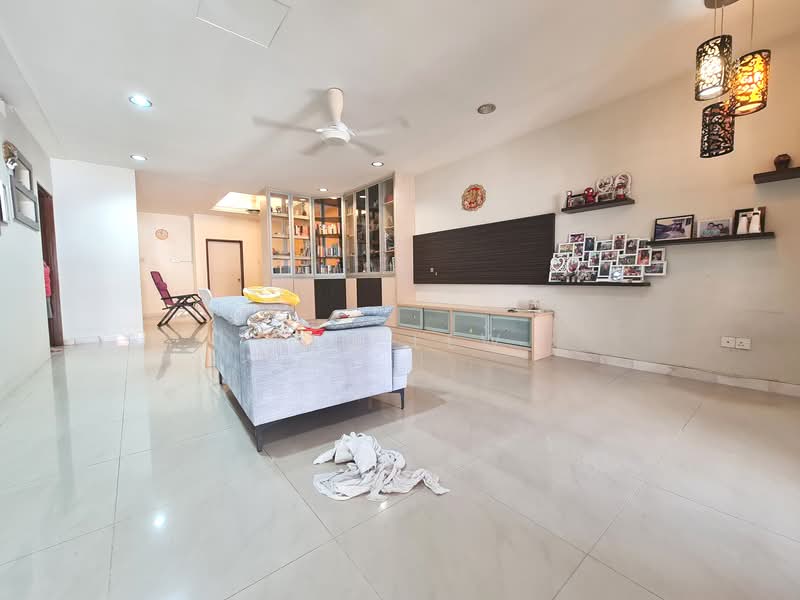 2-storey Terraced House for Sale in Taman Segar Perdana (Cheras) - Ken Lew - Living Room - PropertyGuru.com.my