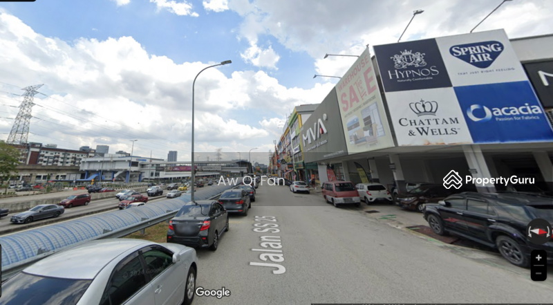 For Rent - PJ , Taman Emas , Kelana Jaya LRT , Facing Highway , 4 storey Commercial Building for rent