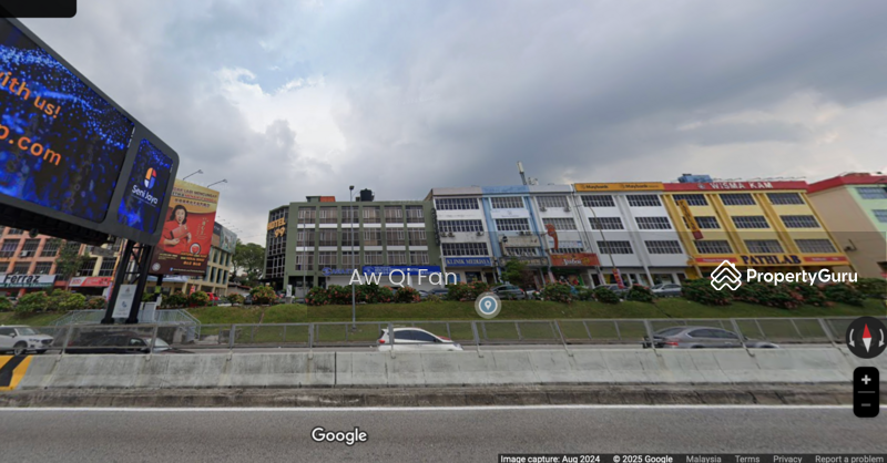 For Rent - PJ , Taman Emas , Kelana Jaya LRT , Facing Highway , 4 storey Commercial Building for rent