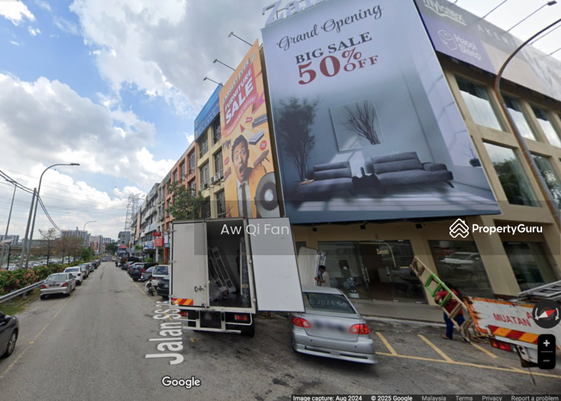 For Rent - PJ , Taman Emas , Kelana Jaya LRT , Facing Highway , 4 storey Commercial Building for rent