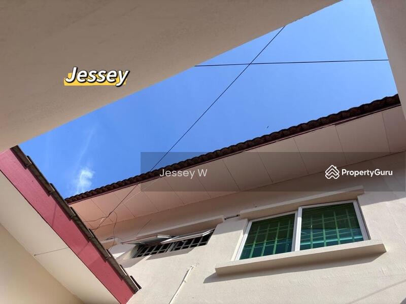 For Rent - Wide Body Terrace House, Bukit Jambul