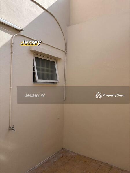 For Rent - Wide Body Terrace House, Bukit Jambul