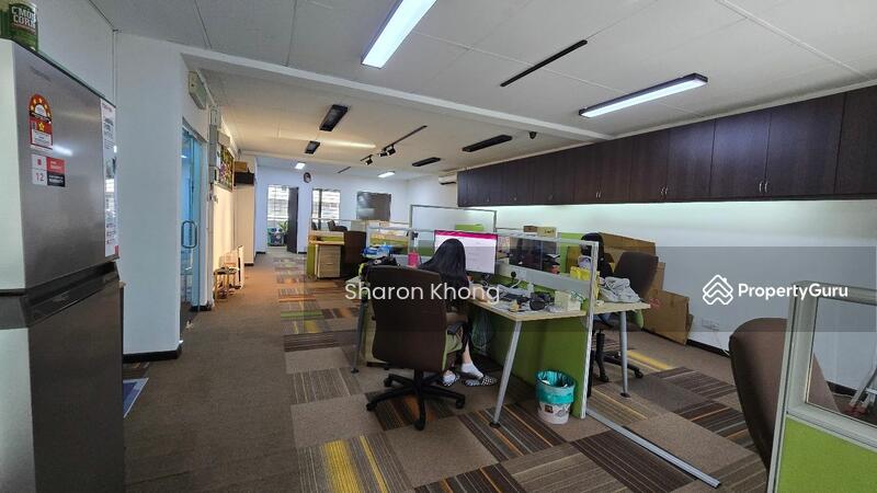 For Rent - Aked Esplanad