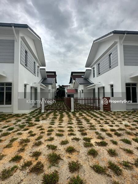 For Sale - Glenmarie Cove