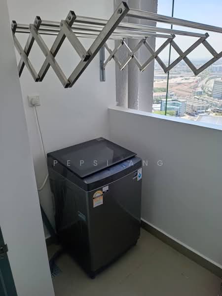 Servis Apartment untuk Disewa di TRIO By Setia - Pepsi Ang - Balcony - PropertyGuru.com.my