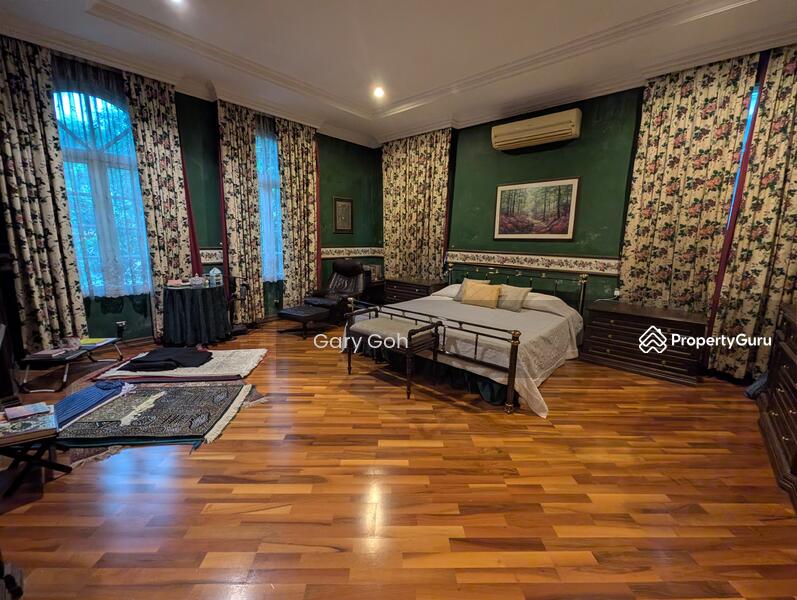 For Sale - Lakeview Bungalows