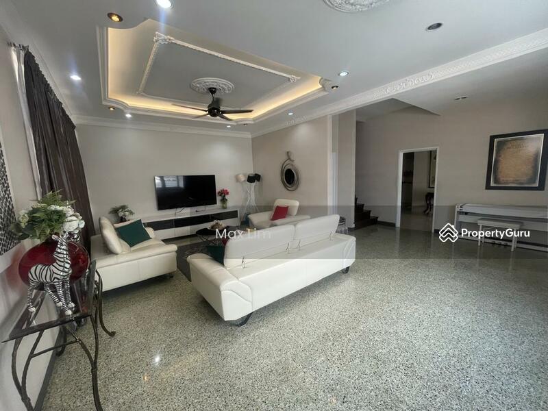 Untuk Dijual - Double Storey Semi Detached @ Berjaya Pulau Tikus