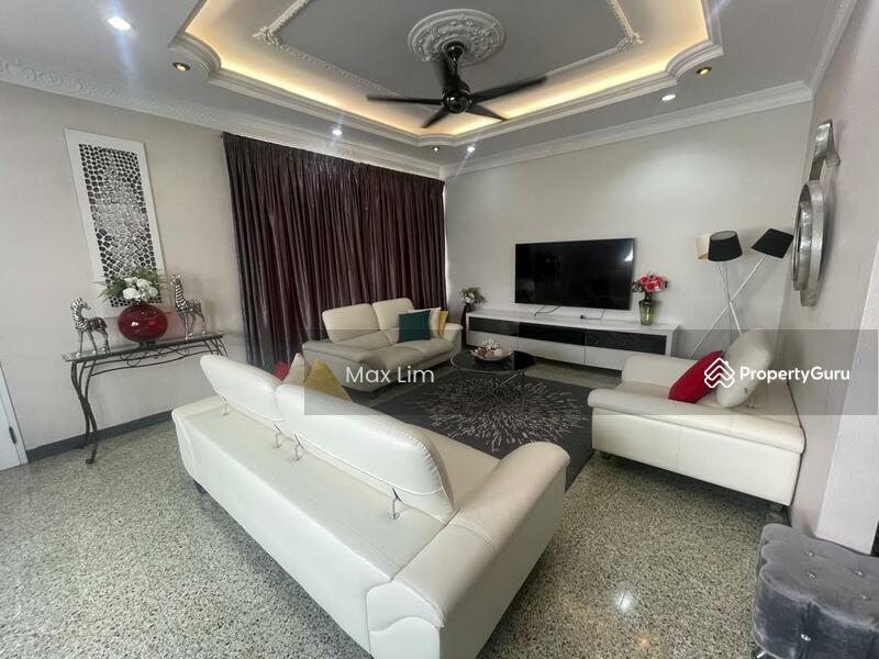 Untuk Dijual - Double Storey Semi Detached @ Berjaya Pulau Tikus