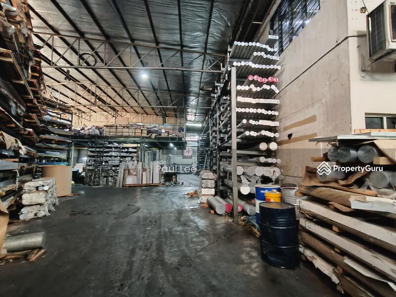 Untuk Dijual - Permatang Tinggi Factory