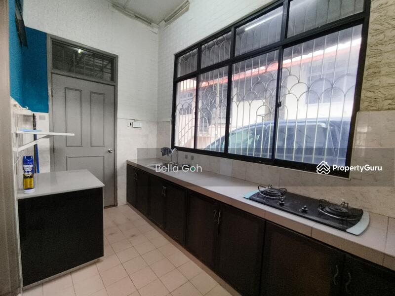 Rumah Teres untuk Dijual di Taman Rinting (Masai) - Bella Goh - PropertyGuru.com.my