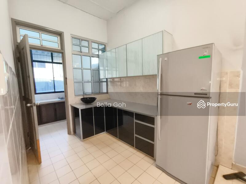 Rumah Teres untuk Dijual di Taman Rinting (Masai) - Bella Goh - PropertyGuru.com.my