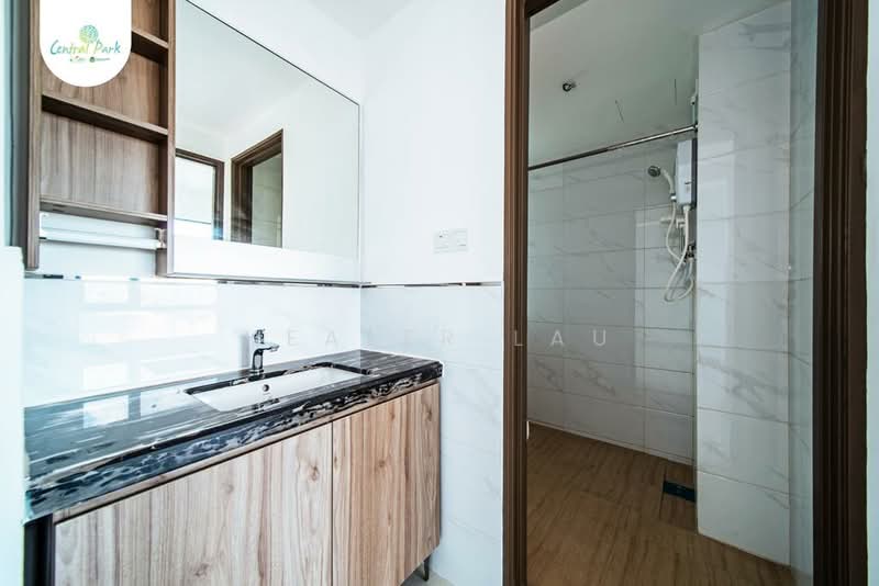 Kediaman Servis untuk Dijual di Country Garden Central Park - Healer Lau - PropertyGuru.com.my
