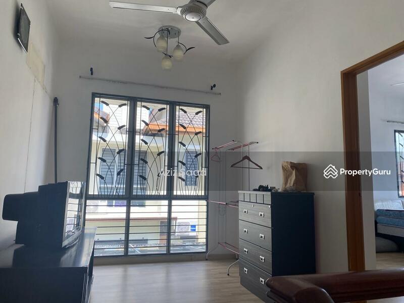 Rumah Berkembar untuk Disewa di Taman Anggun (Rawang) - Aziz Saad - PropertyGuru.com.my