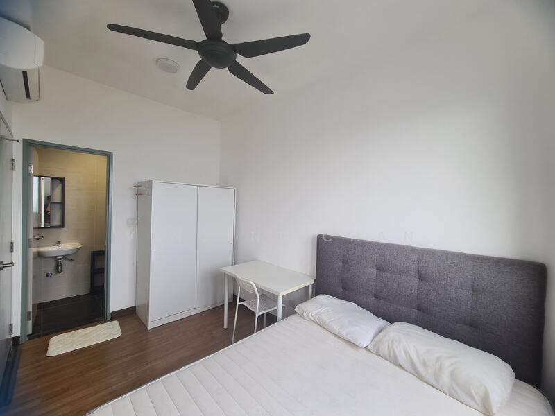 Untuk Disewa - Pinnacle