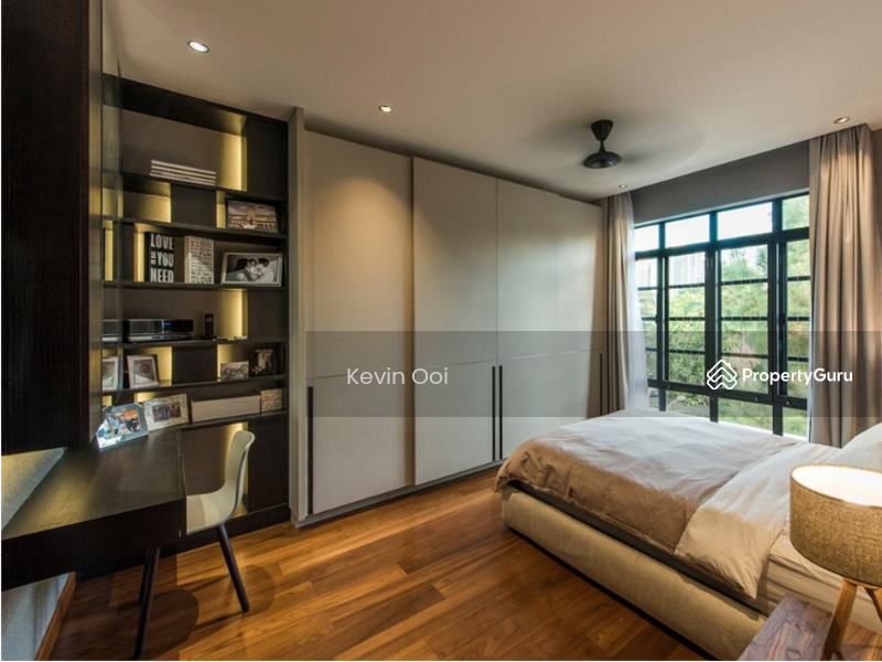 For Sale - Banyan Tree Signatures