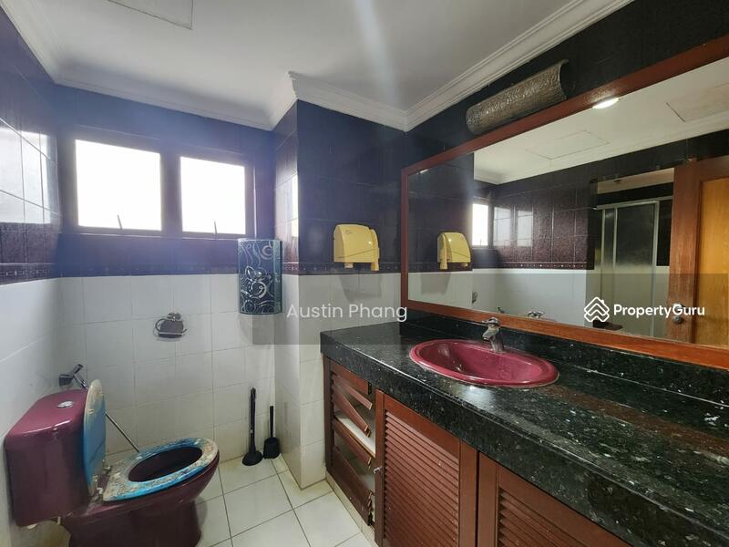 For Sale - Desa Villa Condominium