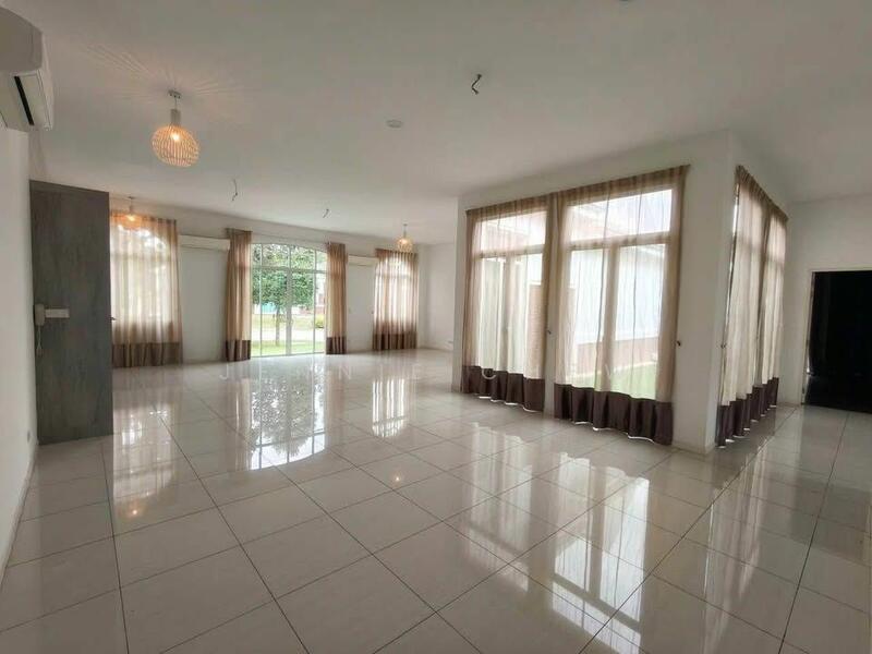 For Sale - Bungalow at Setia Eco Park