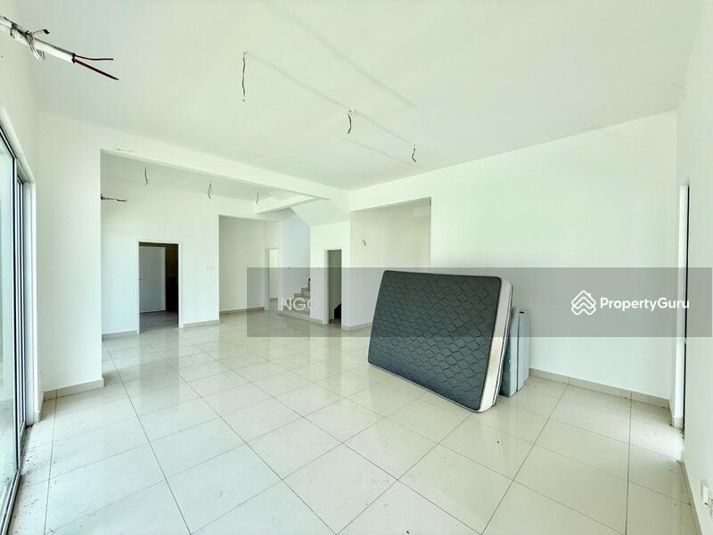 Untuk Dijual - Brand New Double Storey Bungalow Taman Pura Kencana