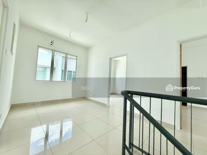 Untuk Dijual - Brand New Double Storey Bungalow Taman Pura Kencana
