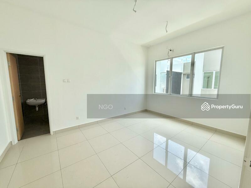 Untuk Dijual - Brand New Double Storey Bungalow Taman Pura Kencana