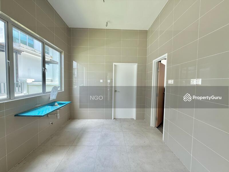 Untuk Dijual - Brand New Double Storey Bungalow Taman Pura Kencana