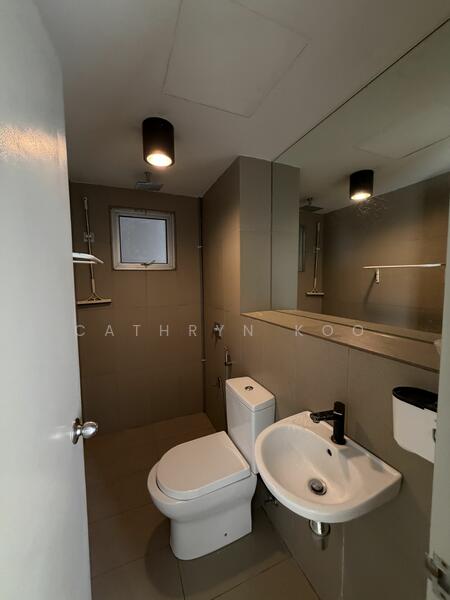 Untuk Disewa - Midfields