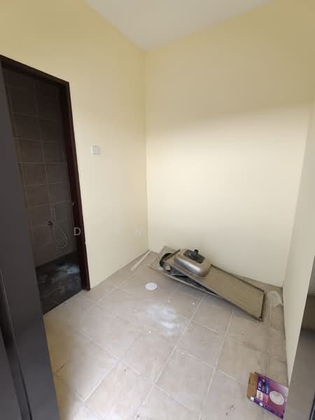 Semi-Detached House for Sale in Taman Senai Utama (Kulai) - Danny See - Interior - PropertyGuru.com.my