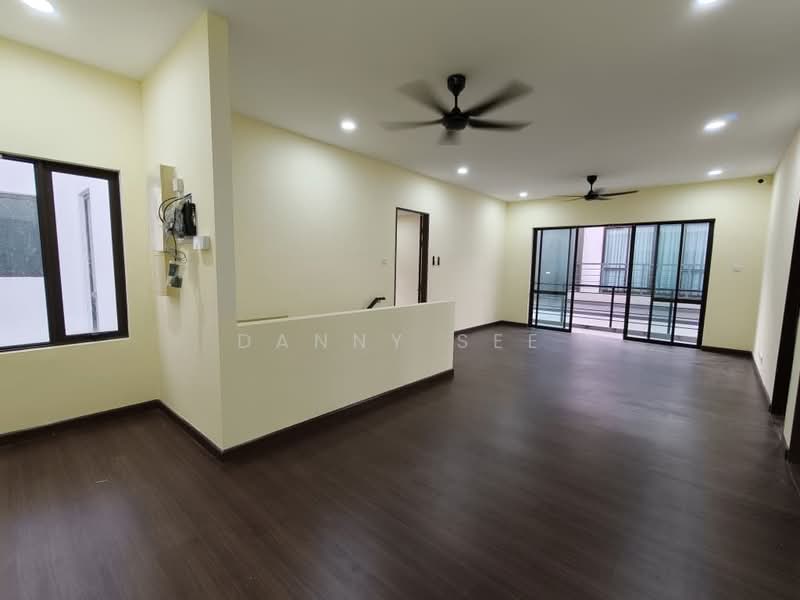Semi-Detached House for Sale in Taman Senai Utama (Kulai) - Danny See - Living Room - PropertyGuru.com.my