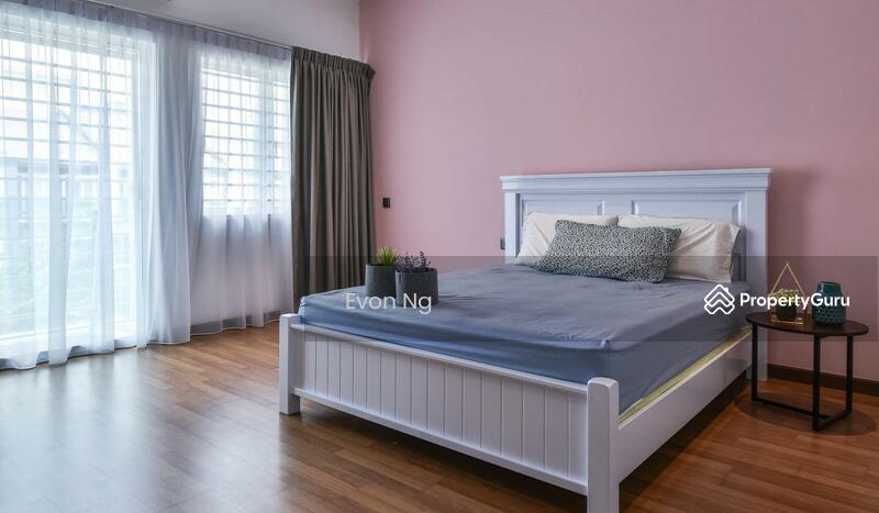 2-storey Terraced House for Sale in Bandar Springhill (Jimah) - Evon Ng - PropertyGuru.com.my