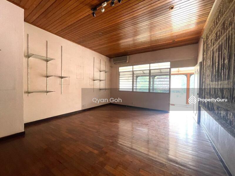 For Rent - Face Main Road COMMERCIAL 2 Sty Bungalow- Jln Masjid Negeri Greenlane